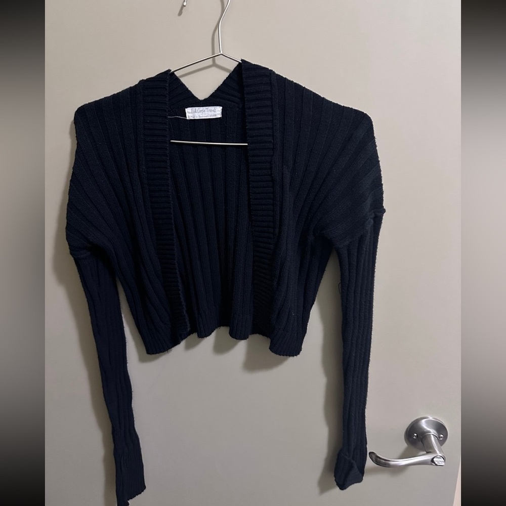 Short cardigan black small cute
